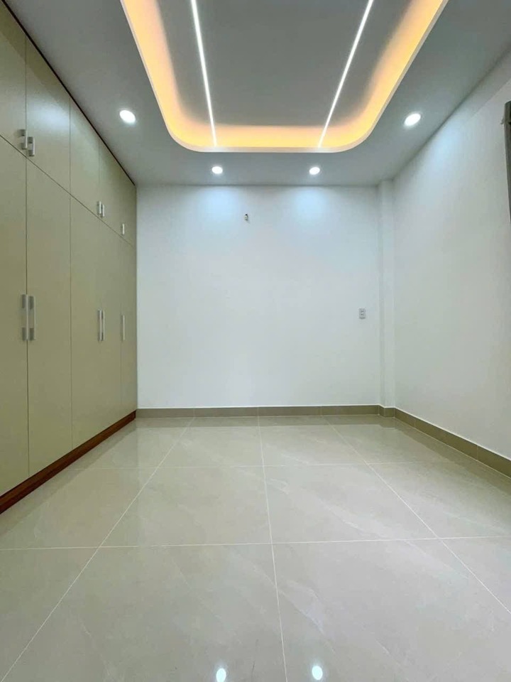BÁN NHÀ PHỐ ĐƯỜNG NGUYỄN THỊ ĐẶNG Q.12